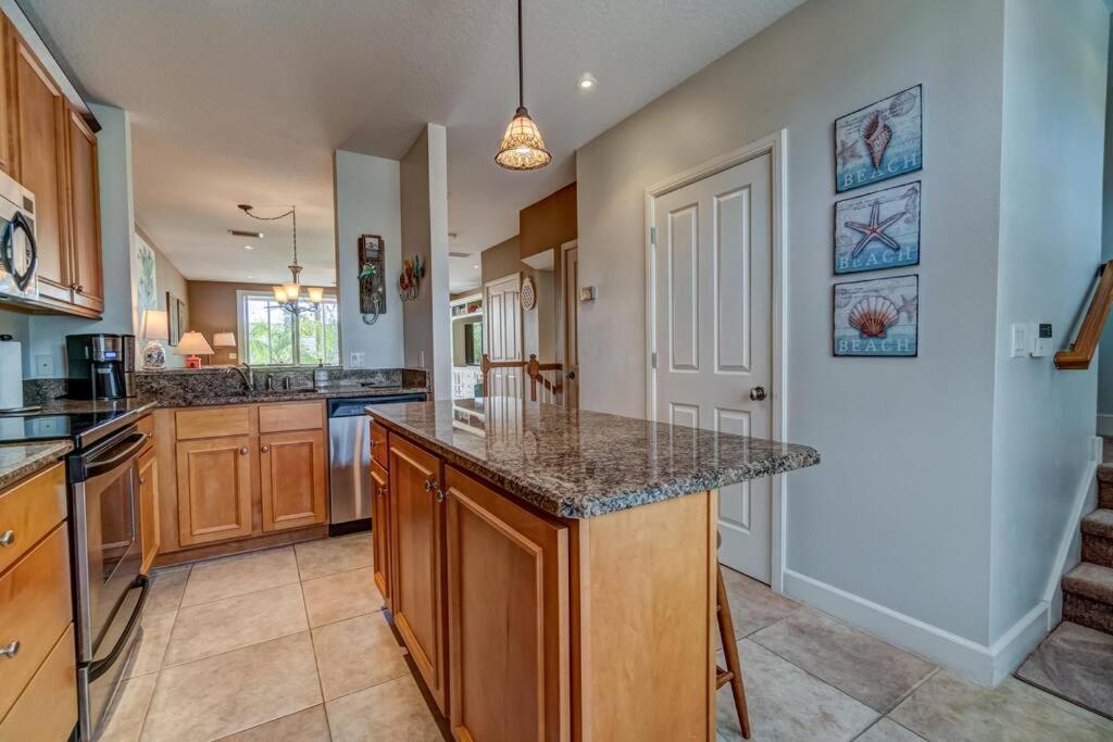 Bradenton Beach Resort Style Getaway-Walk To Beach Екстер'єр фото