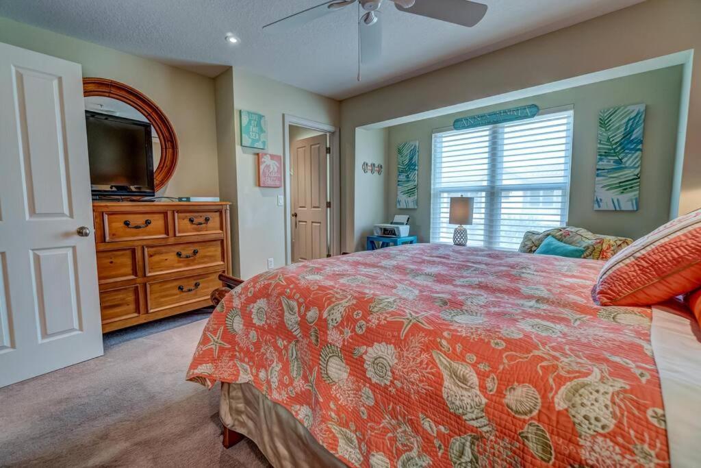 Bradenton Beach Resort Style Getaway-Walk To Beach Екстер'єр фото