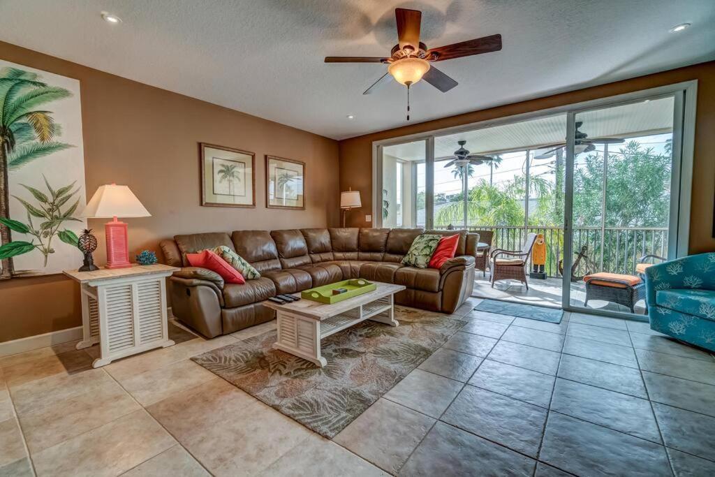 Bradenton Beach Resort Style Getaway-Walk To Beach Екстер'єр фото