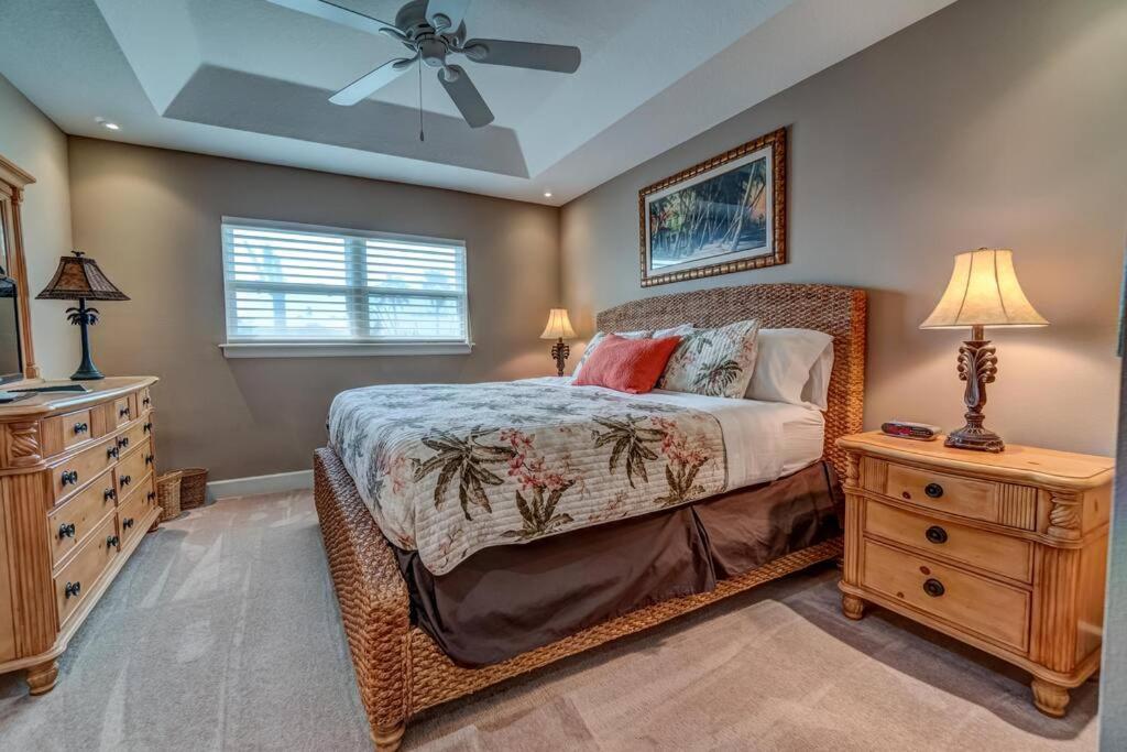 Bradenton Beach Resort Style Getaway-Walk To Beach Екстер'єр фото